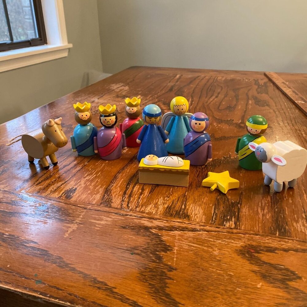 11 Piece Colorful Wooden Nativity Set With Hand-Painted Figures & Stable Accesso